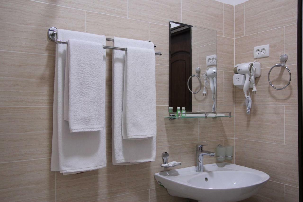 Hotel Aral 누쿠스 외부 사진